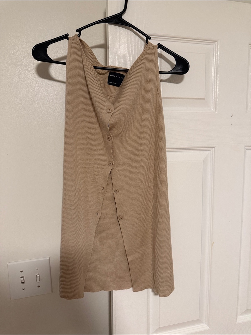 Asos Women's Beige Button-Front Ribbed Tank Top sleeveless